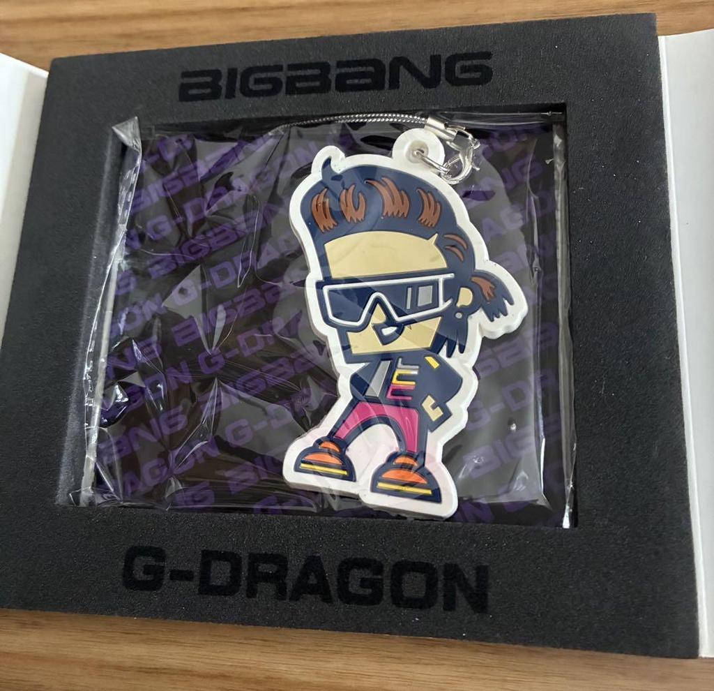 [USED] BIGBANG CD & DVD with Towel, First Limited Edition G-Dragon