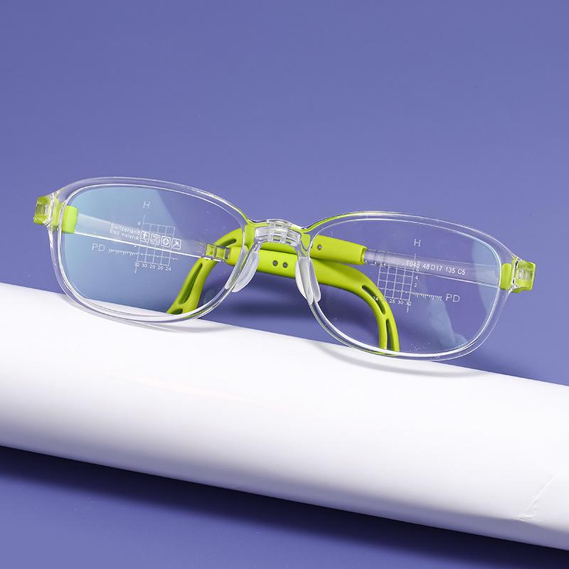 Ultralight Myopia Glasses for Teens - Screwless TR Frame, Safe Sports Design T048ET