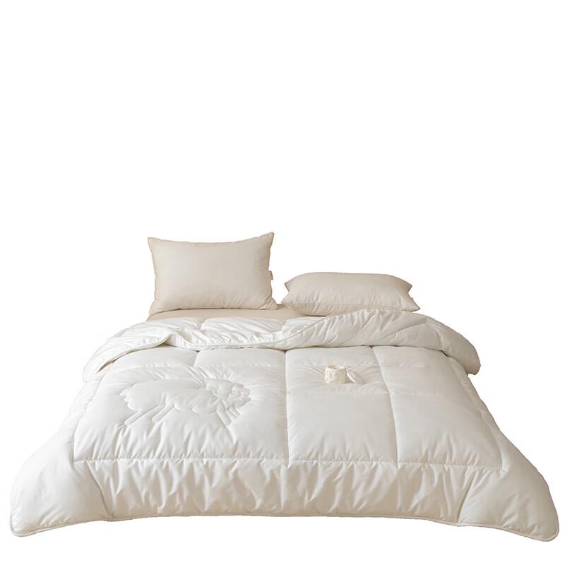 Muji New Zealand Wool Blend All-Season Quilt