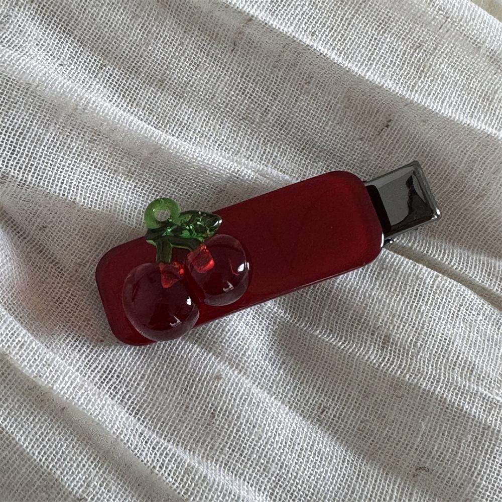 

Красивые заколки для волос «Красная вишня» для женщины, высококачественные прозрачные красные модные студенческие заколки для волос