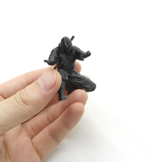 Ninja Pen Holder 3D Printed Samurai Pencil Stand Warrior Figurine Desktop Organizer for Office Desk Accessories Gag Gift for Men Coworkers