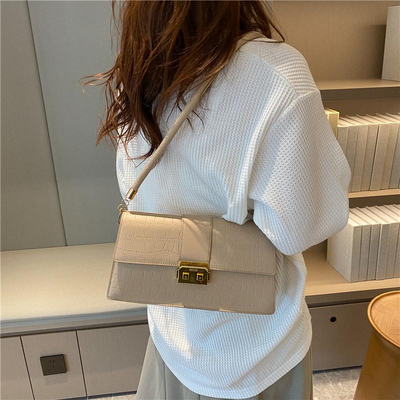 

Premium sense simple small bag 2025 new trendy and versatile summer popular messenger bag single shoulder underarm small square bag women хаки