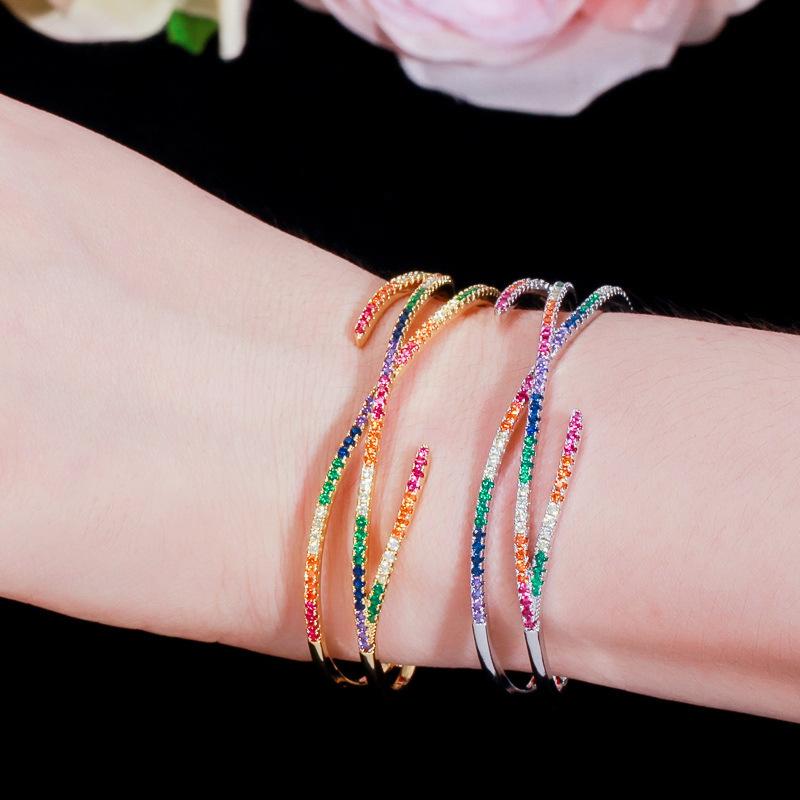 S0155 Kreative Persönlichkeit Damen Offener Armreif Mikro-Eingelegter 3A Farb Zirkon Schmuck