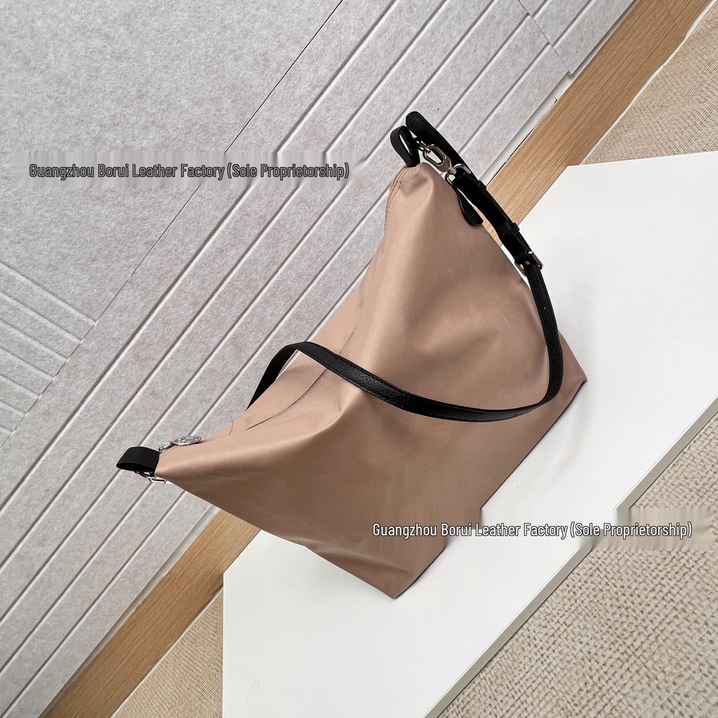 Французская сумка-хобо из нейлона с драконьей инкрустацией - Женская вместительная сумка-пельмень из коровьей кожи от Xixiang