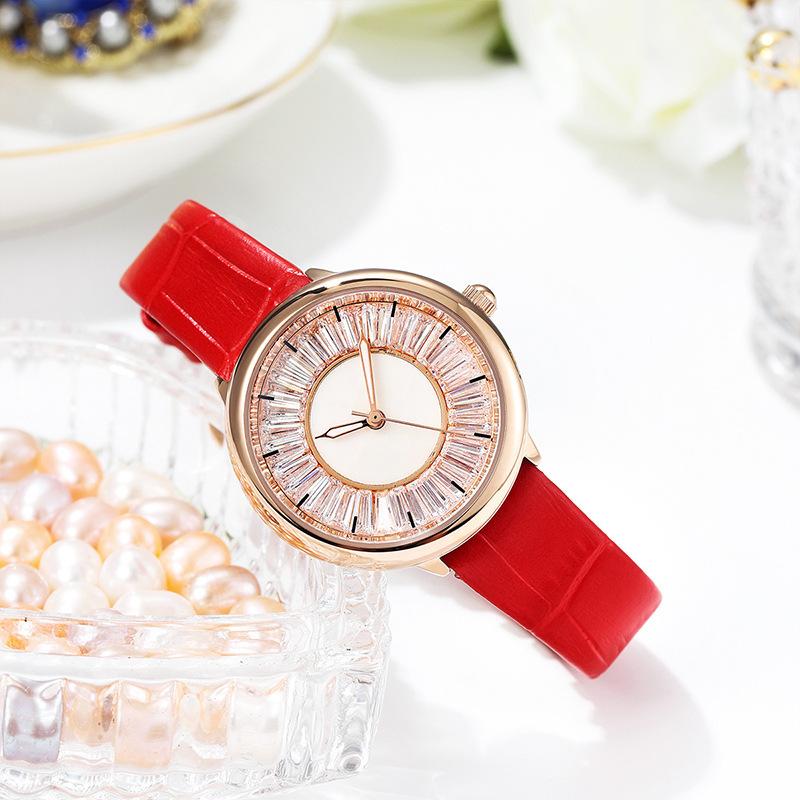 Women S Fashion Gypsy Belt Waterproof Quartz Watch красный