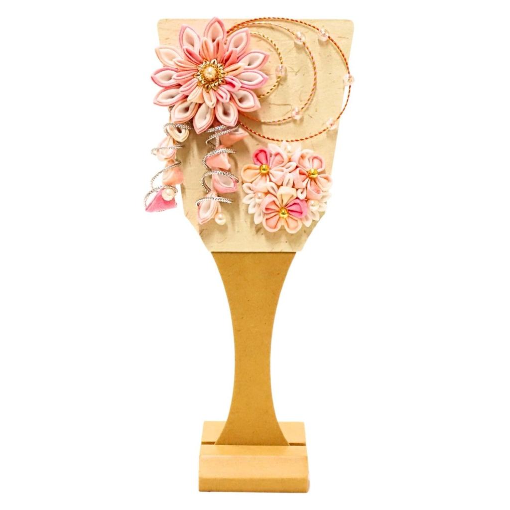 Hagoita Honoka Peach Pink with For Girls (Tsumami Hagoita) (Product Code 206630) Stand, Height 21.5cm,