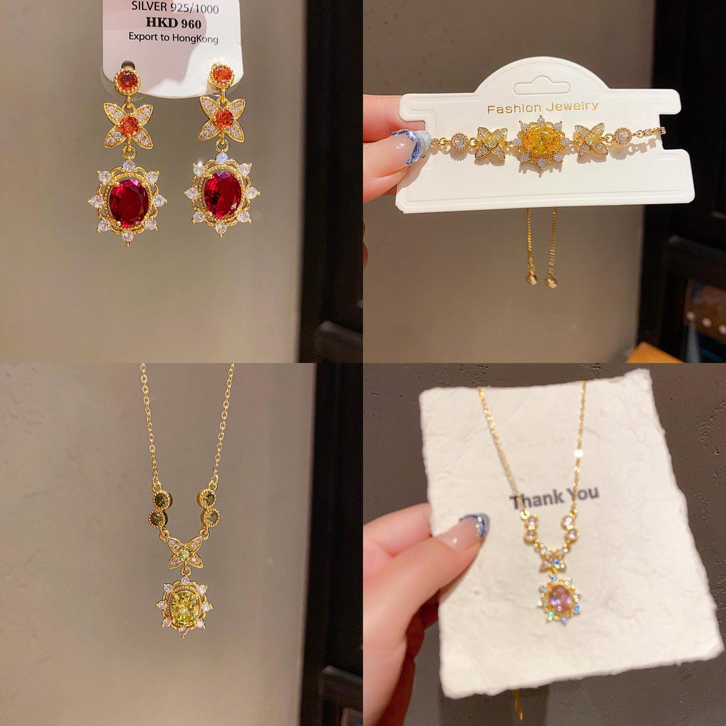 Florale Vergoldete Zirkonia Halskette Mit Elegantem Design Für Damen Freizeitkleidung