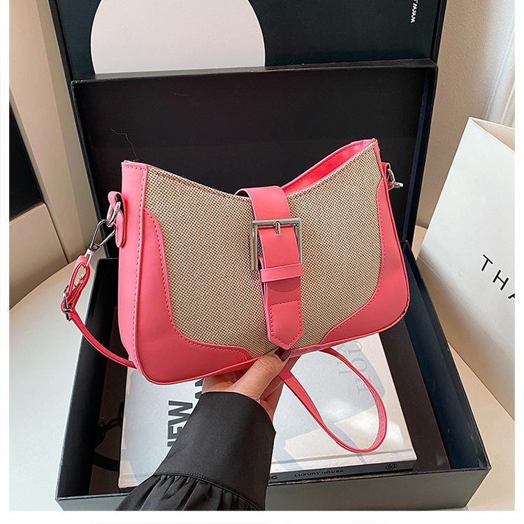 

Retro texture and large capacity 2025 spring new retro contrasting color splicing fashionable one-shoulder crossbody armpit bag розы красного