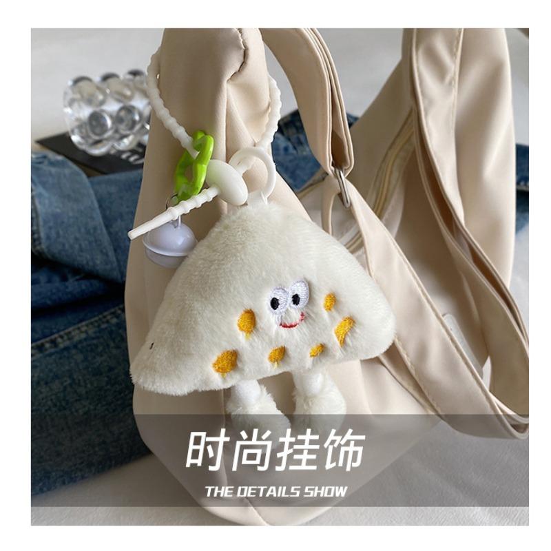 

Простая сумка кроссбоди и сумка-тоут в форме полумесяца