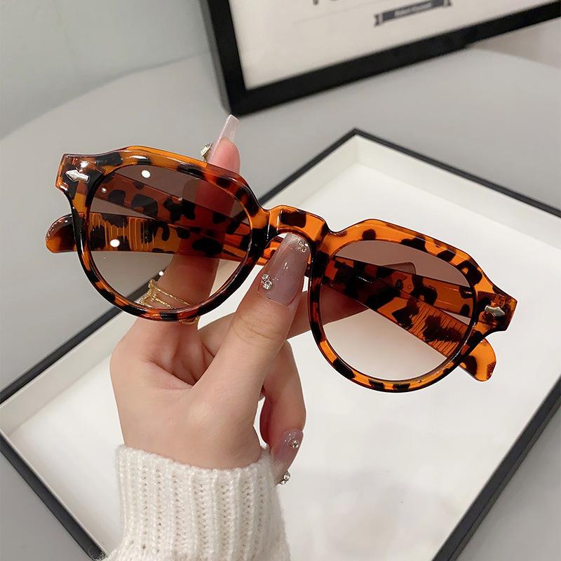 

JYL TS Cat Eye Sunglasses Women UV Protection Small Frame 97149 A-8295 кенийский медный