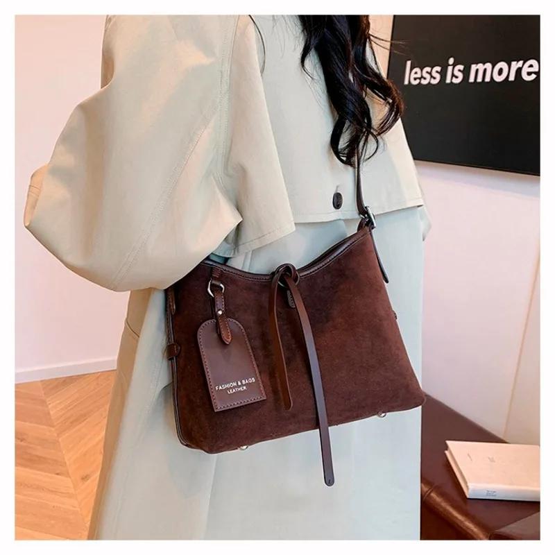 Solide modische Schultertasche aus Kunstveloursleder mit Schultergurt-Schnalle, hohe Kapazität, lässige Tragetasche, Umhängetasche