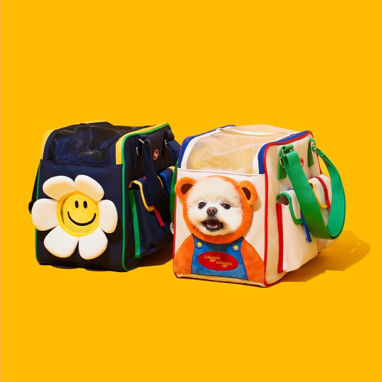 wiggle wiggle x pethroomコラボ 犬用 キャリーバッグ wiggle wiggle x pethroomコラボ 犬用 キャリーバッグ - メルカリ