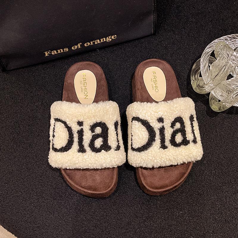 Fashion Women's Fashion Plush Shoes 2025 Autumn New Outdoor Non Slip Cotton Slippers Comfortable Height Increase Platform Casual Shoes