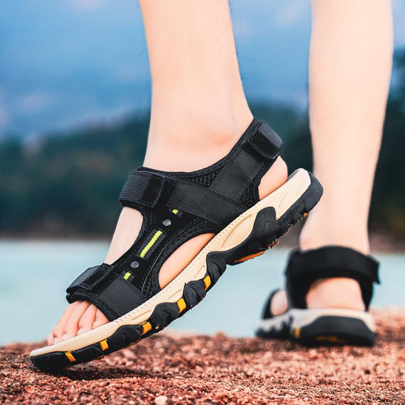 Fashion Summer Mens Sandals Designer Beach Shoes Mens Outdoor Slippers Sports Breathable Loafers Luxury Flat Shoes