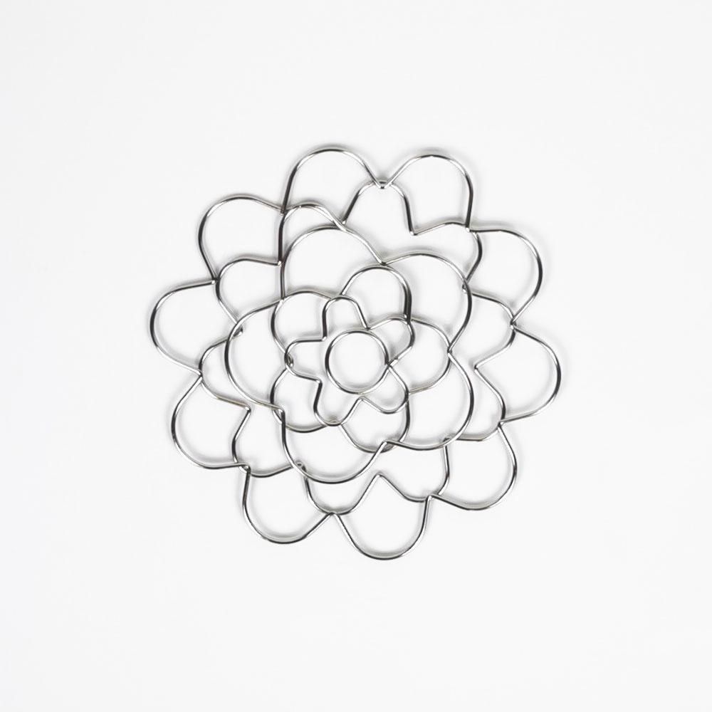 Foldable Metal Laser-Cut Floral Arrangement Grid – Trending Flower Arranging Aid