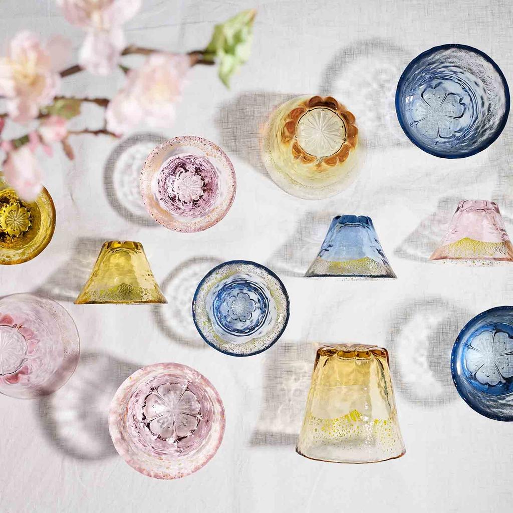 Toyo Sasaki Glass Wagarasu Warm Fujimi Sakura Sake Cup with Cherry Blossom and Gold Leaf Made in Sake Mount Fuji Perfect for Respect for the Aged