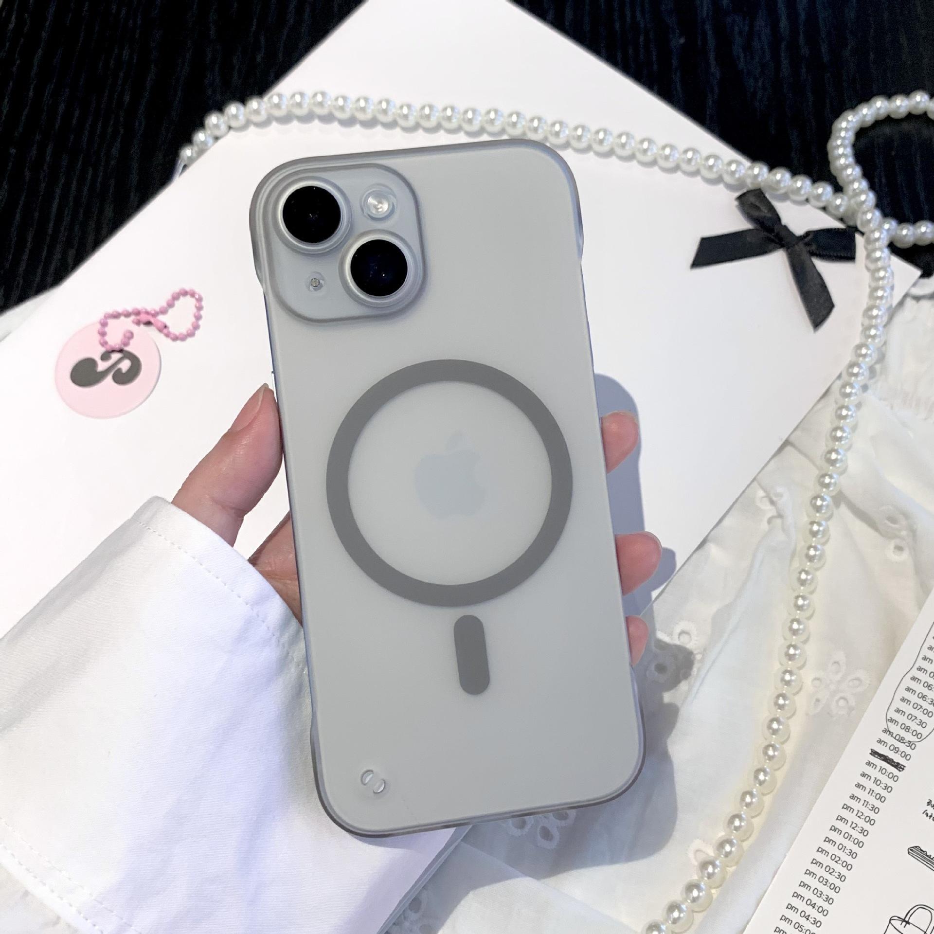 

Підходить для IPhone16 Матовий Безрамковий Магнітний Захист Камери Чохол для Мобільного Телефона 12 Apple 15/14 Корпус з Відчуттям Шкіри 13 iPhone 16