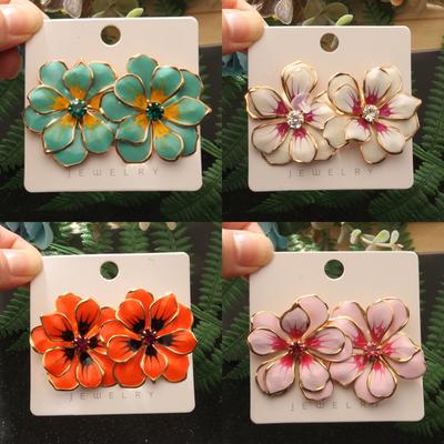 Doppellagige Emaille-Ohrstecker mit fünf Blütenblättern für Frauen, elegante Ohrstecker mit eingelegtem Strassstein, Modeschmuck, Geschenke