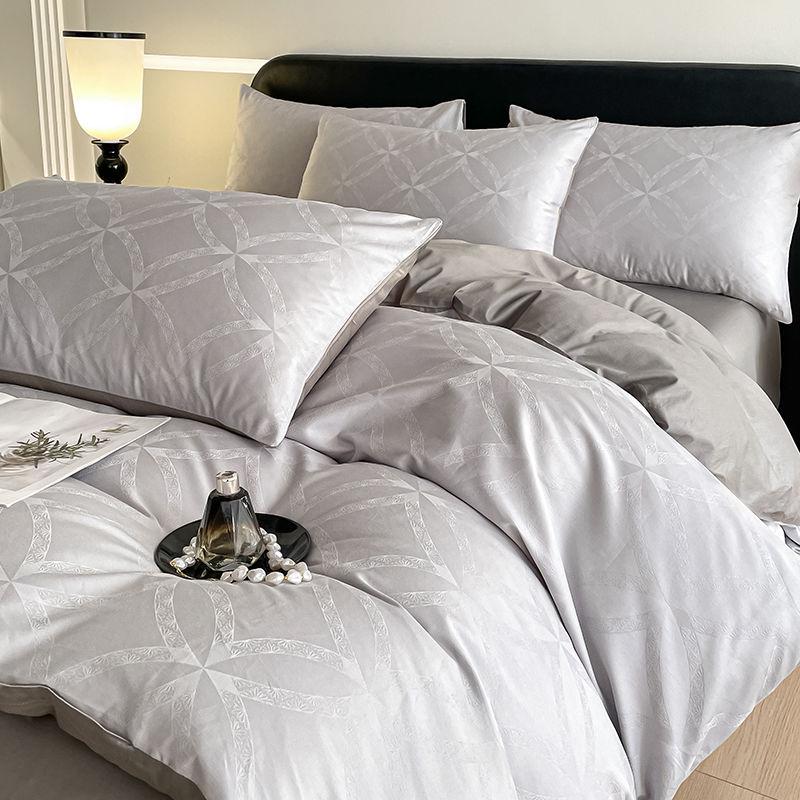 G5Z Light Luxury 200-Count Long-Staple Cotton Jacquard Bedding Set: Includes Duvet Cover, Bed Sheet, and Fitted Sheet.