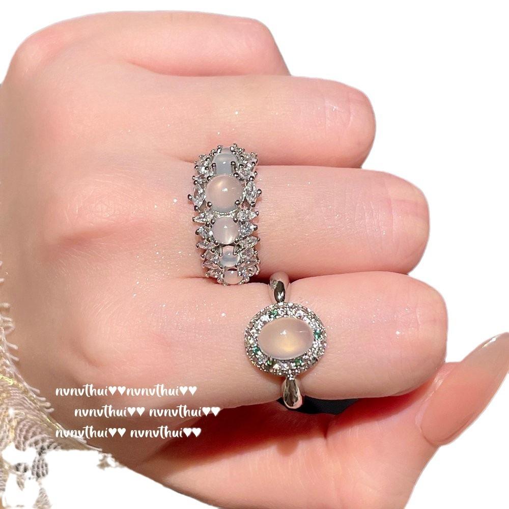 Concubine Smile Ice Chalcedony Arrangement Gemstone Ring, New Chinese Style, White Chalcedony Pink Diamond Pigeon Egg Zircon Necklace