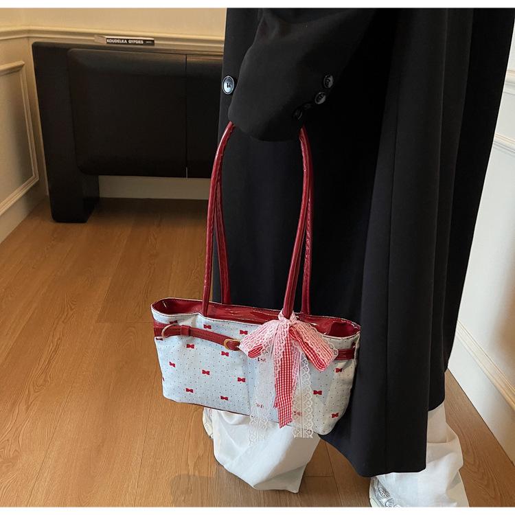 

Women s Lightweight Shoulder Bag - 2025 Model for Travel, Short Trips, Business, and School. Portable, Hot-Selling Carry-on Handbag. One Size синій