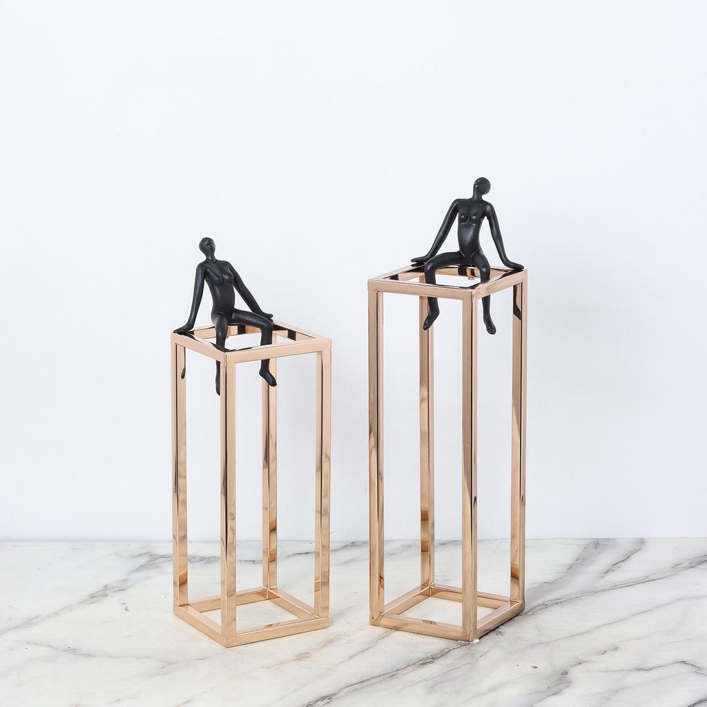 Metal Frame Black Figure Sculpture Meditator Ornaments Modern Luxury Books Creative Home Decoration Ornaments Statue Gifts