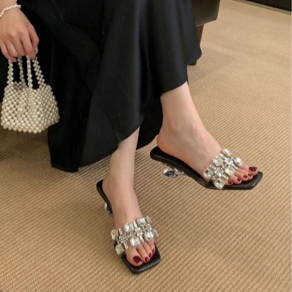 Fashion Square heel Slippers Women Summer Shoes Pantofle Low Glitter Slides Block 2025 Jelly Rubber Crystal Hoof Heels Fabric Rome PU