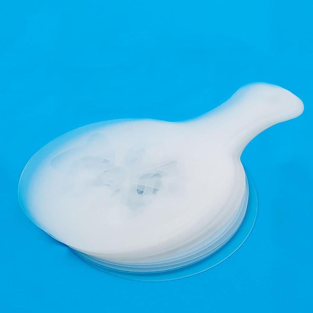 

It can be used as a DIY decorative coffee art template. There are 16 pieces, which are flexible and washable. They are suitable