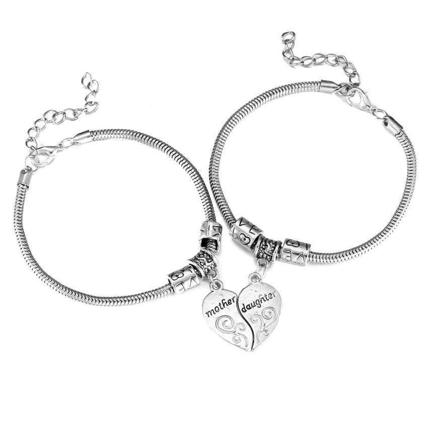 Retro Carved Peach Heart Couple Bracelet Set – Fashion Love Jewelry