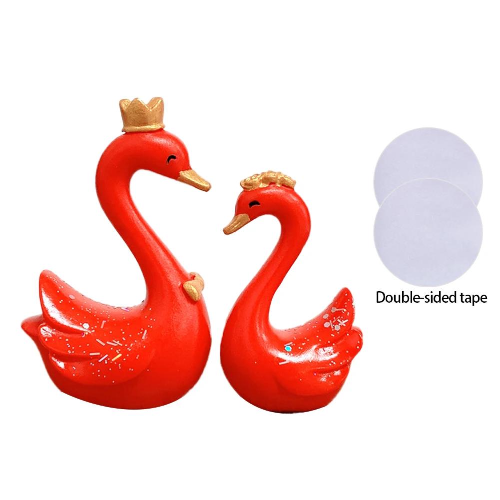 

2 шт./комплект приладової панелі автомобіля Лебідь Романтичні прикраси Прикраса центральної консолі автомобіля Аксесуари для інтер’єру автомобіля Прикраси Подарунки для жінки червоний