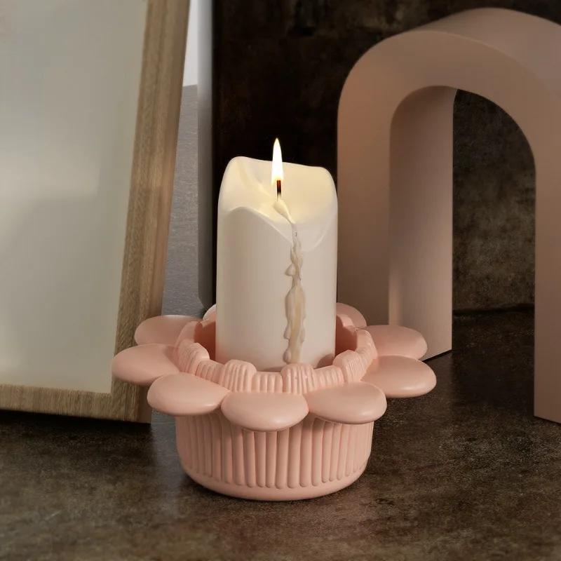 Cute Flower Round Candle Holder Silicone Mold Nordic Candlestick Cement Plaster Craft Mould DIY Shape Resin Candle Stand Molds