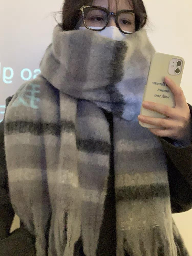 Mohair scarf women's winter Korean version of high-end sense versatile new shawl plaid thickened warm scarf tide