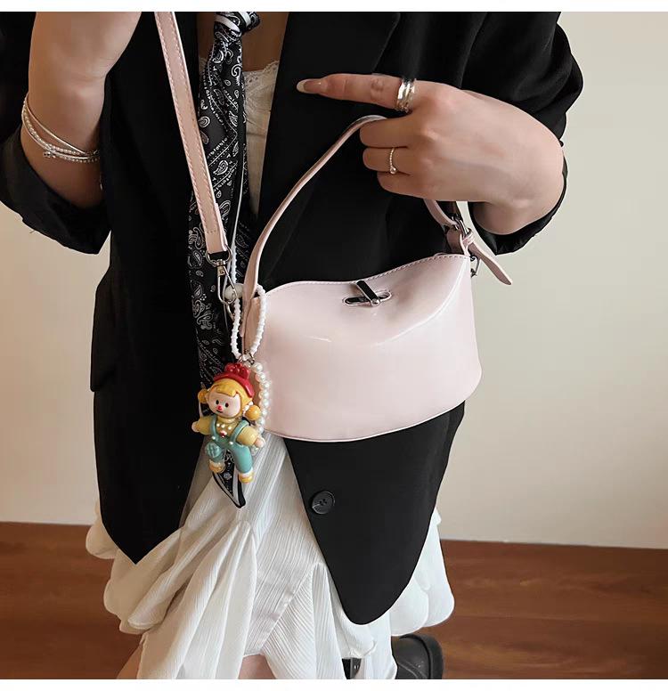 

Niche Design Bag Women s All-match One-shoulder Cross-body Korean Casual Portable Small Square 21x9x11 single package рожевий