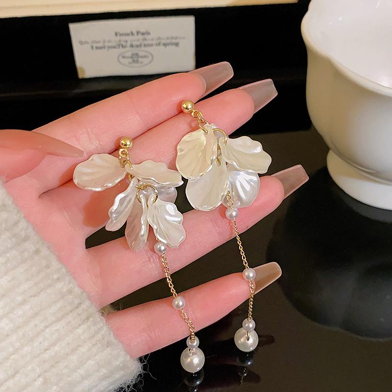 S925 Silver Needle Luxury Pearl & Cat's Eye Stone Earrings for Women – Elegant, All-Match Design.