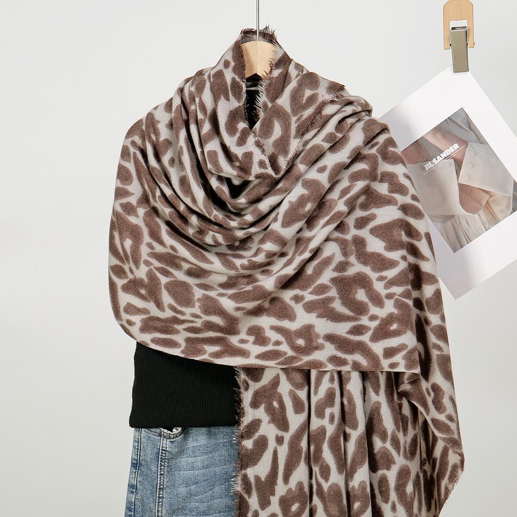 Printed Leopard Cashmere Scarf For Women Winter Shawl Windproof Protection Outdoor Keep Warm Scarves Wrap  210*80Cm