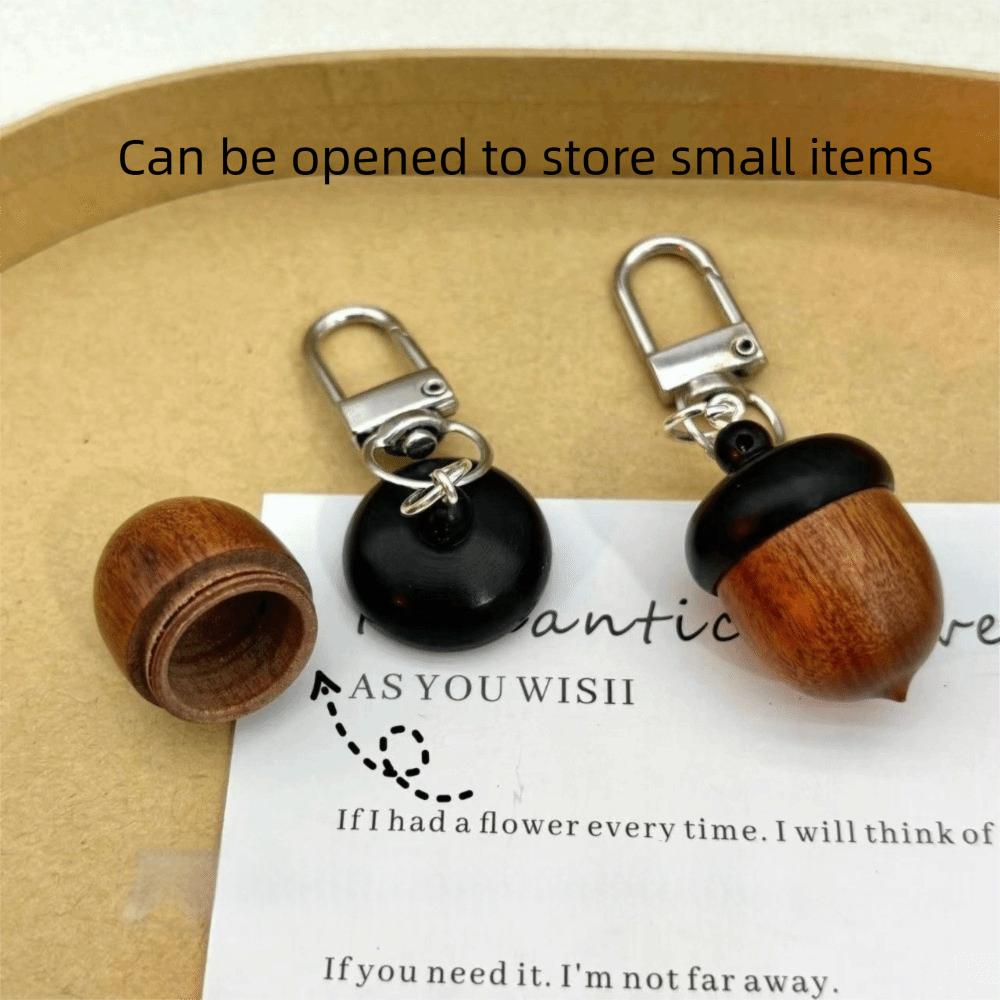 Small Item Storage Bag Pendant Simulation Acorn Metal Keychain Creative Acorn Keychain Gift Giving