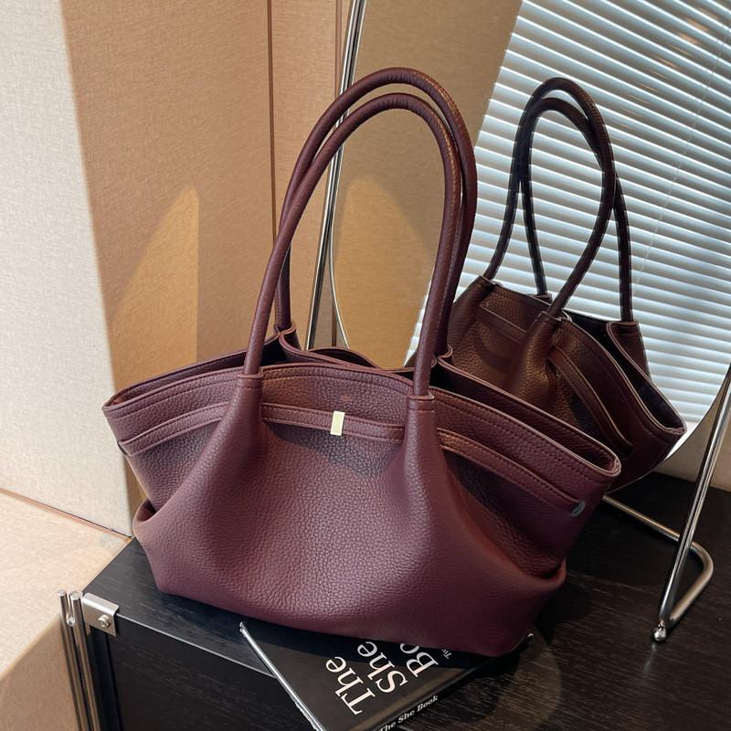 Elegant Pure Color Shoulder Bag With Stitching Details And Polyester Lining For Casual Outings