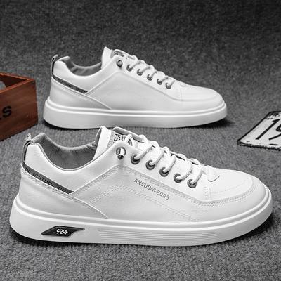 Sportliche Board-Schuhe Herren kleine weiße trendige Schuhe Frühling und Herbst Herrenschuhe neue Herren Freizeitlederschuhe