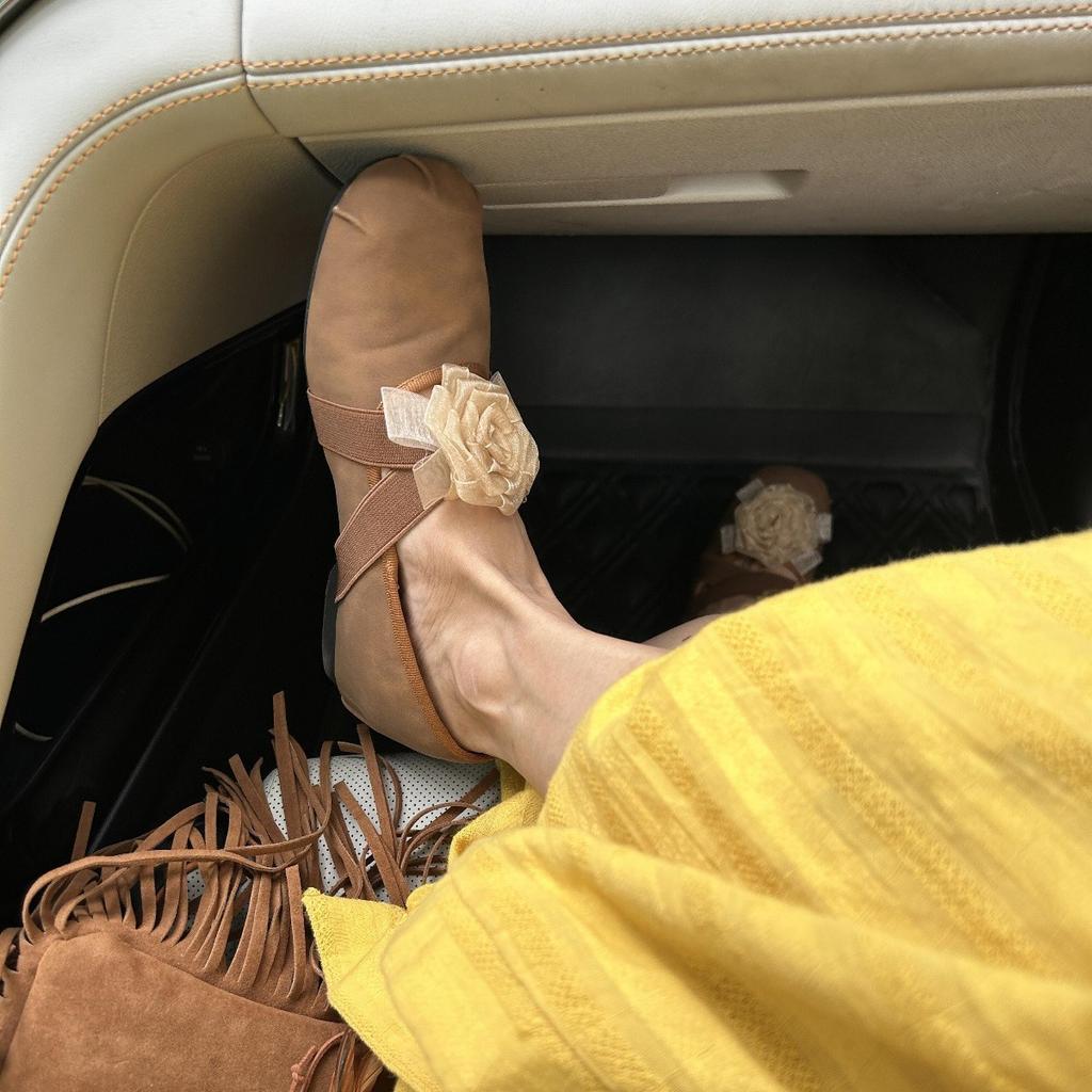 Inner heightening version~ Leather platform ballet shoes women's flower thick heel Mary Jane single shoes wedge heel high heels ladyshoes