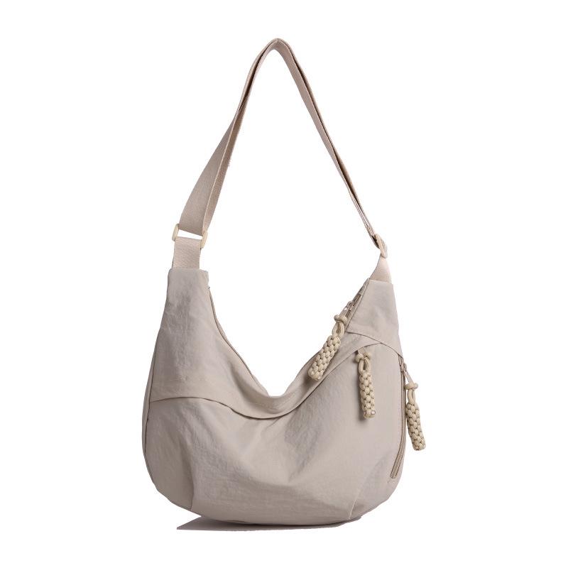 

Versatile Japanese Women s Large Capacity Lightweight Crossbody Dumpling Bag for Commute and School грязно-белый