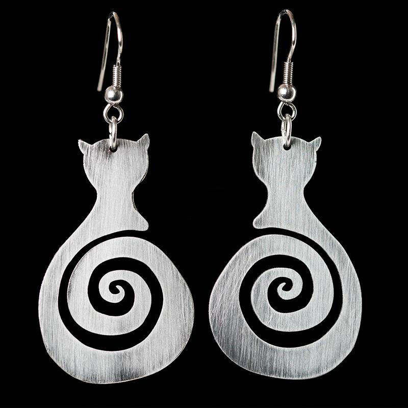 Vintage Hollow Spiral Symbol Cat Earrings for Women Gothic Simple Animal Dangle Earring Wedding Birthday Gift Statement Jewelry