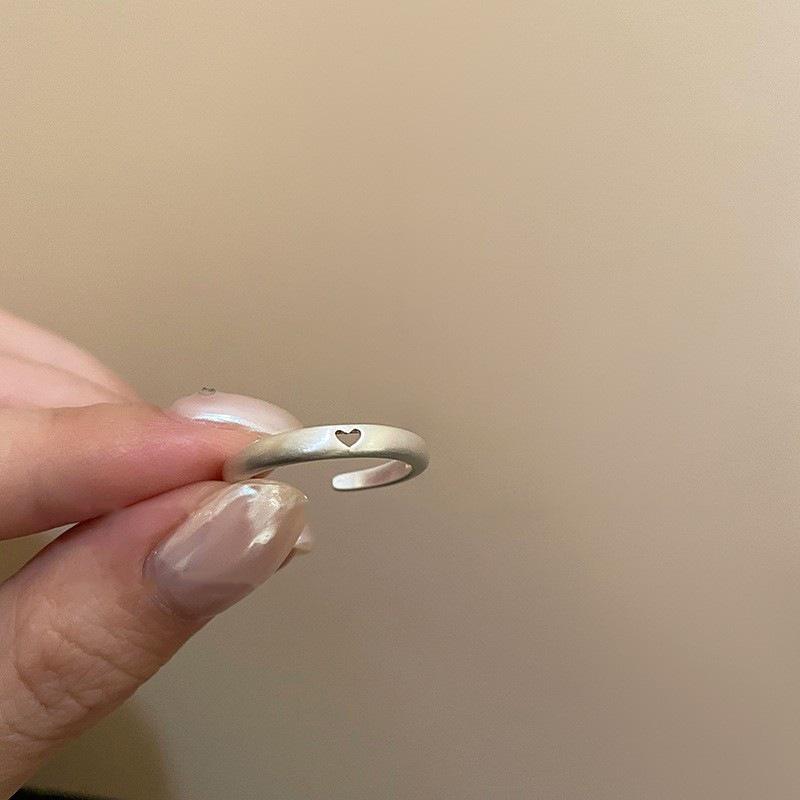 Versatile Hollow Heart Adjustable Ring for Women – Trendy Fashion Statement Open Adjustable