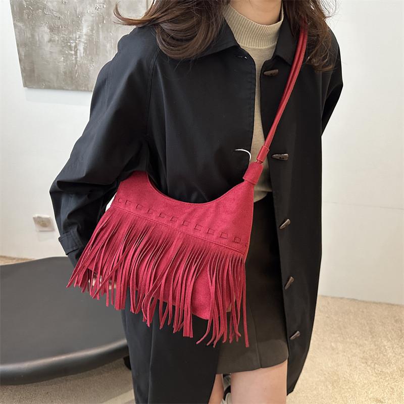 Stylish Large Capacity Tote Bag For Women With Trendy Fringe Design In 2024 Fall Collection