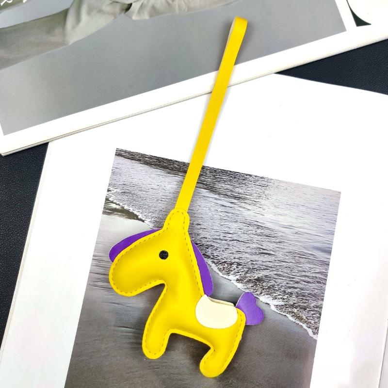 Милый Брелок Кожаный Животное Подвеска Женский Мужской Мультяшный Лошадь Брелок для Ключей Автомобиля Подвеска на Сумку Креативный Маленький Подарок