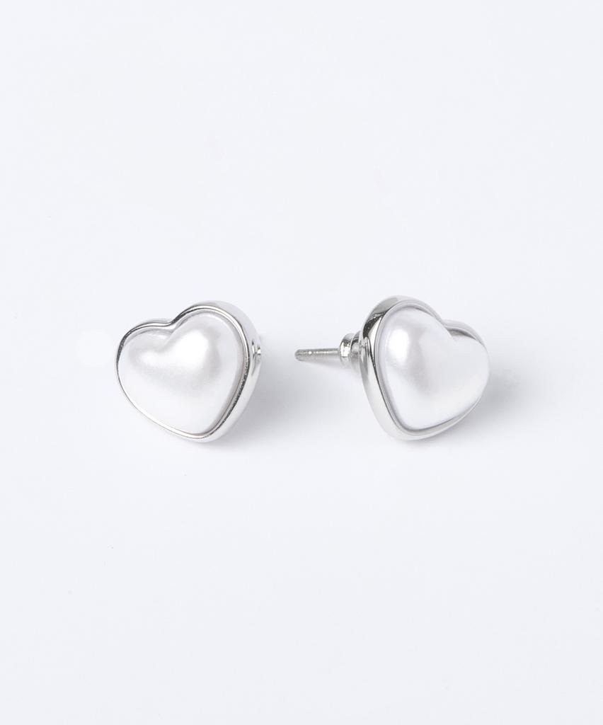 Musinsa Standard Woman Pearl Heart Earrings [Silver]