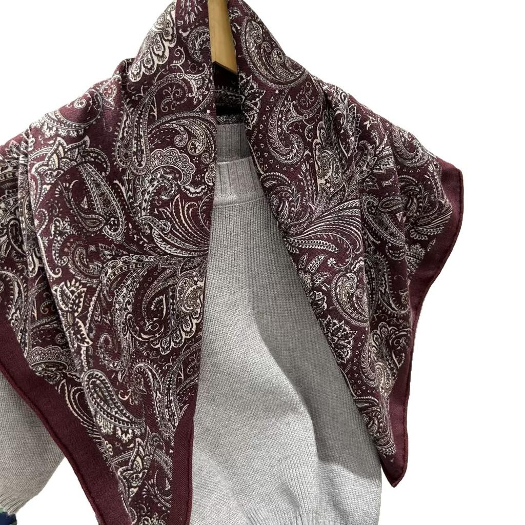 Double-Sided Silk Wool Scarf Women'S Autumn And Winter Silk Wool 70 Square Scarf Warm Dual-Purpose Women'S Versatile Temperament Air Conditioner Neck