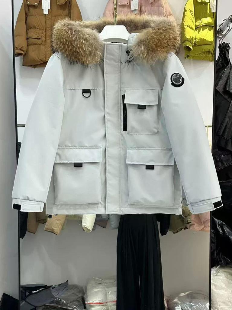 Women's 2025 Outdoor Workwear Short Down Jacket with Big Fur Collar - Loose Korean Style 90% White Duck Down Parka Coat