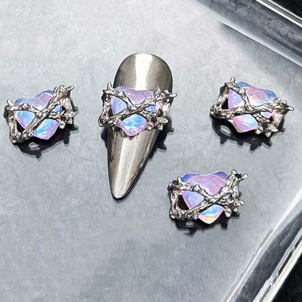 

4Pcs/set Love Heart Halloween Heart Nail Accessories Halloween Heart Nail Rhinestones Manicurist 4pcs-C