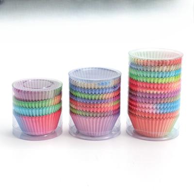 200 pezzi Vassoio di carta per torta a colori sfumati Monouso Resistente alle alte temperature A prova di olio Pirottino di carta Stampo da forno per cucina domestica
