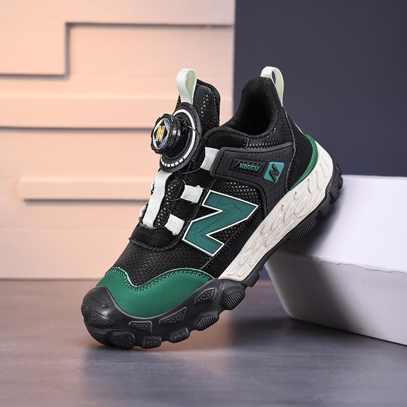 Kids Hiking Shoes All Seasons Walking Running Casual Sneakers Boys Girls Students School Tennis Sports Footwear